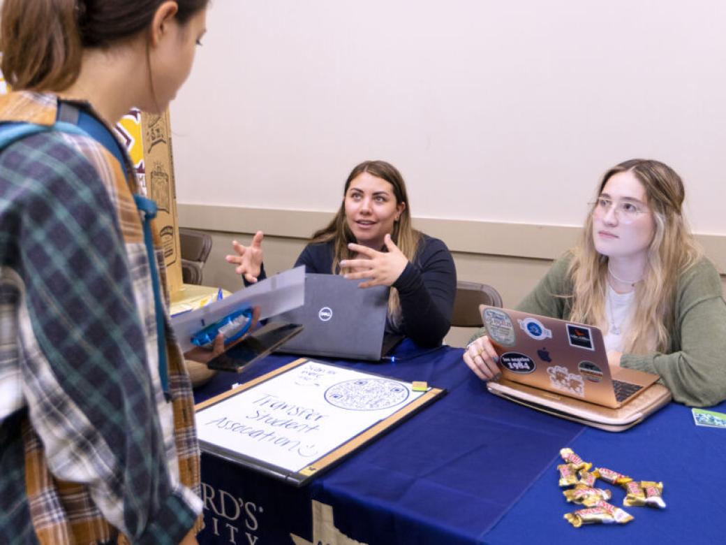 Transfer Student Association at involvement fair