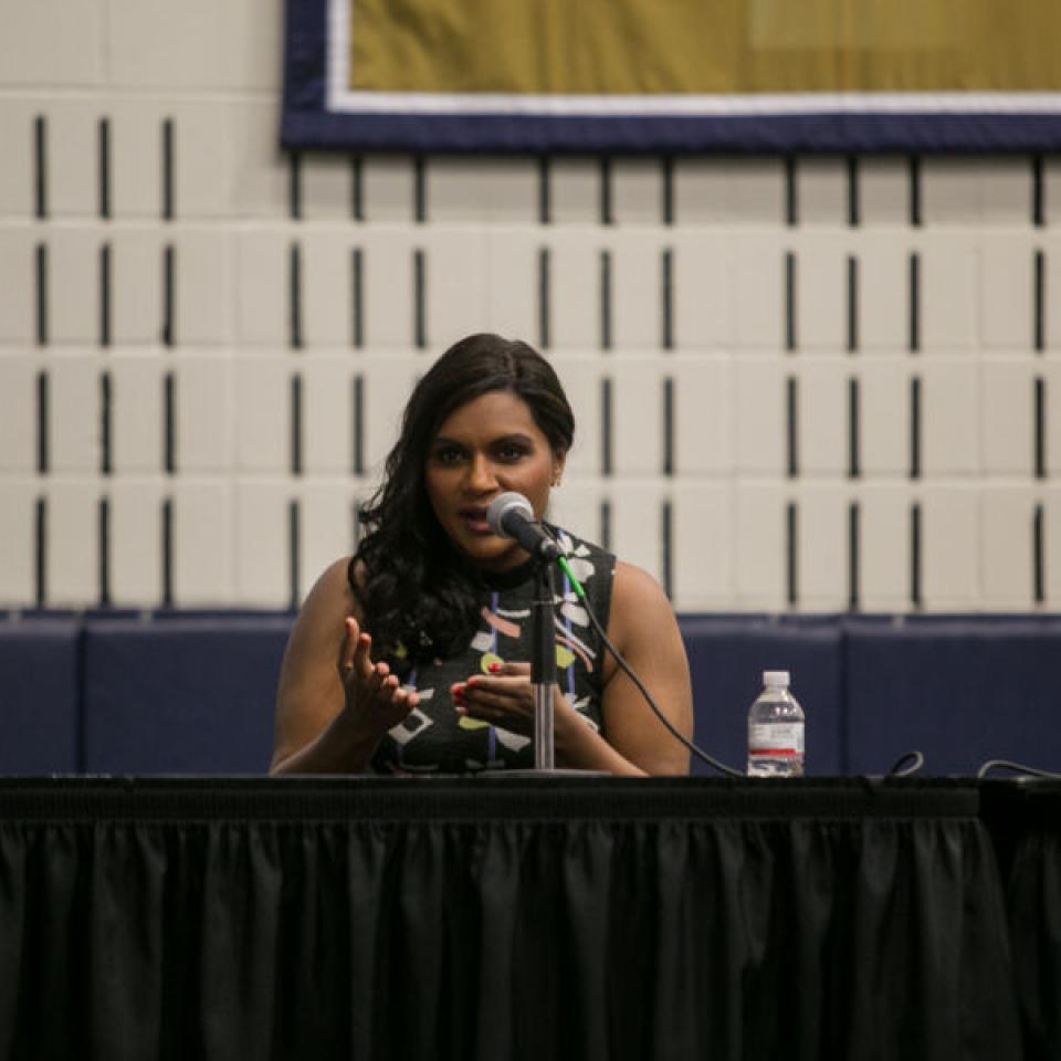 Mindy Kaling speaking to students