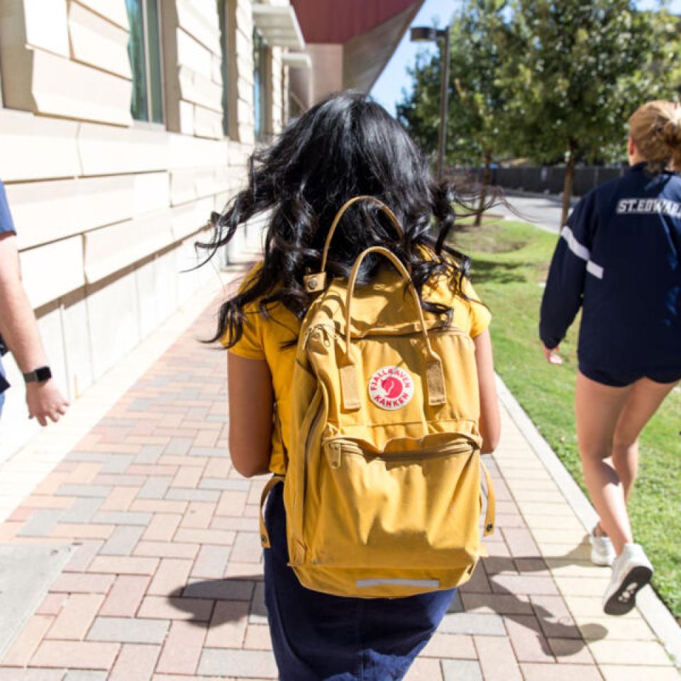 Johavana Avila walking to class