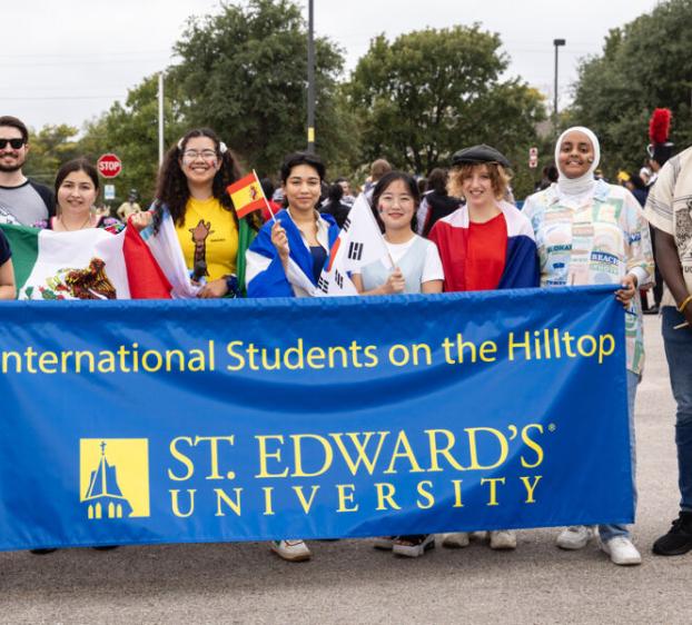 International Students at Homecoming23