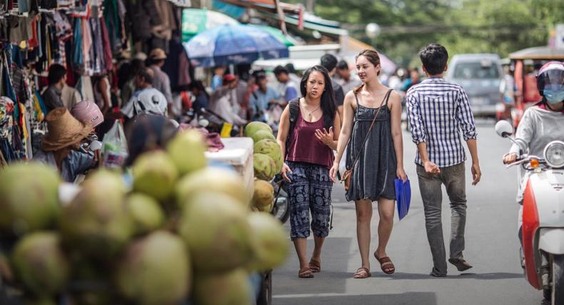 Shannon Ung explores the streets of Cambodia