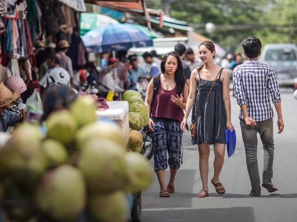 Shannon Ung explores the streets of Cambodia