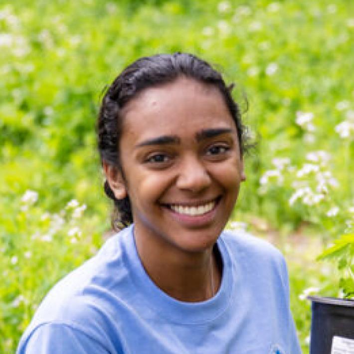 Student Analee Maharaj participates in The Big Event service project